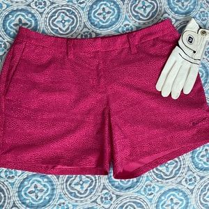 EUC Nike Dri Fit Golf Shorts Size 6